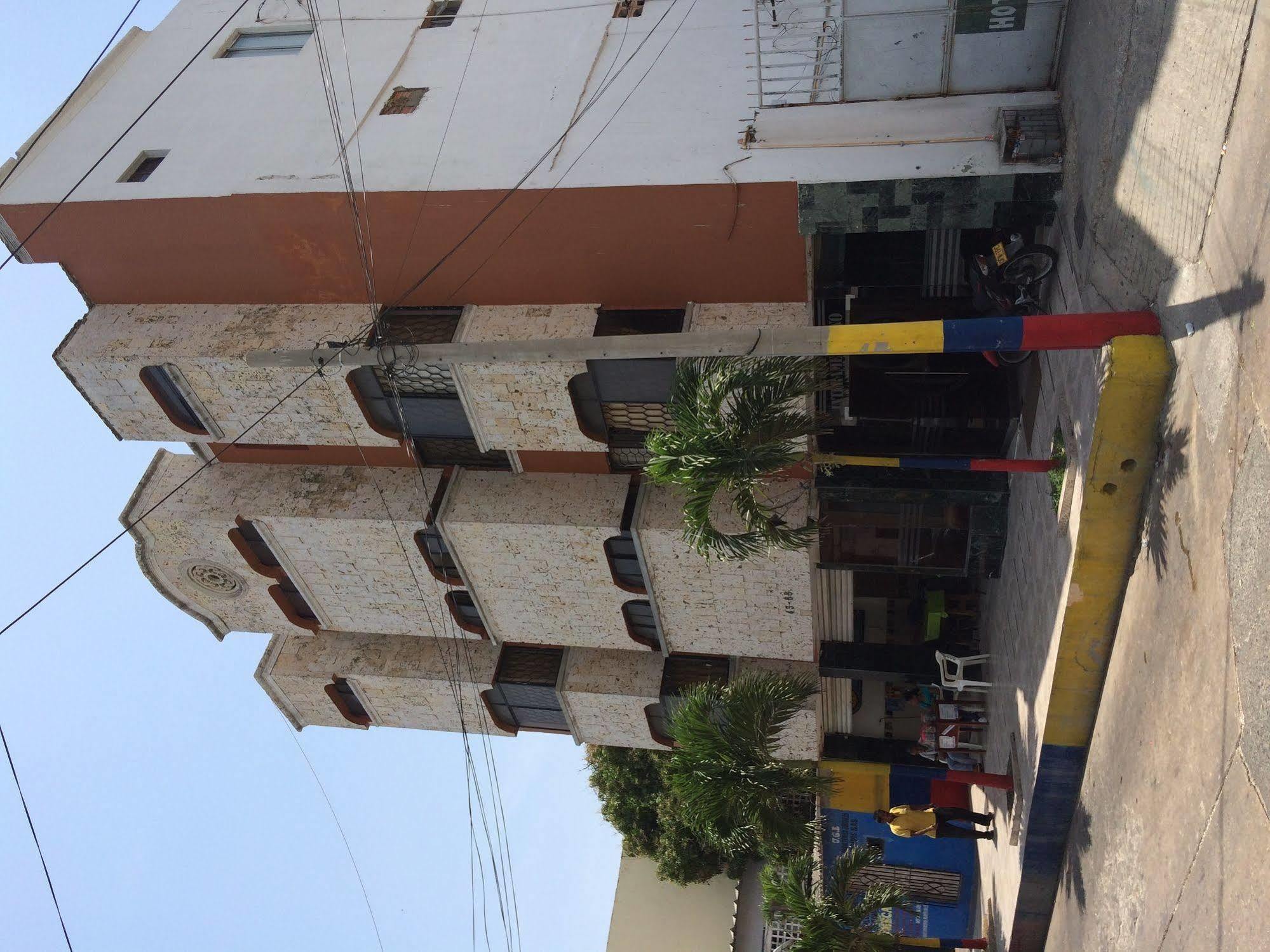 Hotel Interamericano Barranquilla  Buitenkant foto