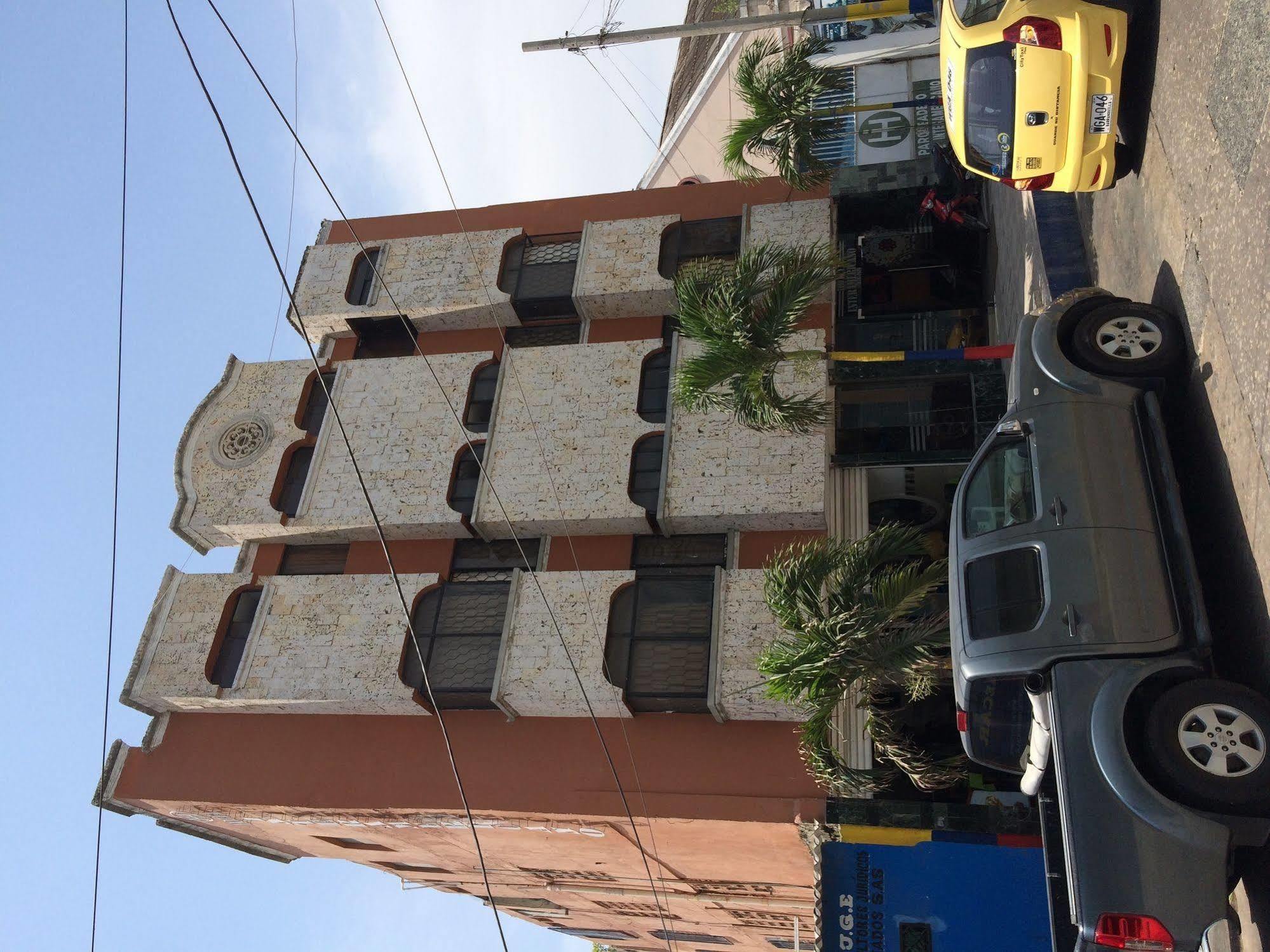 Hotel Interamericano Barranquilla  Buitenkant foto